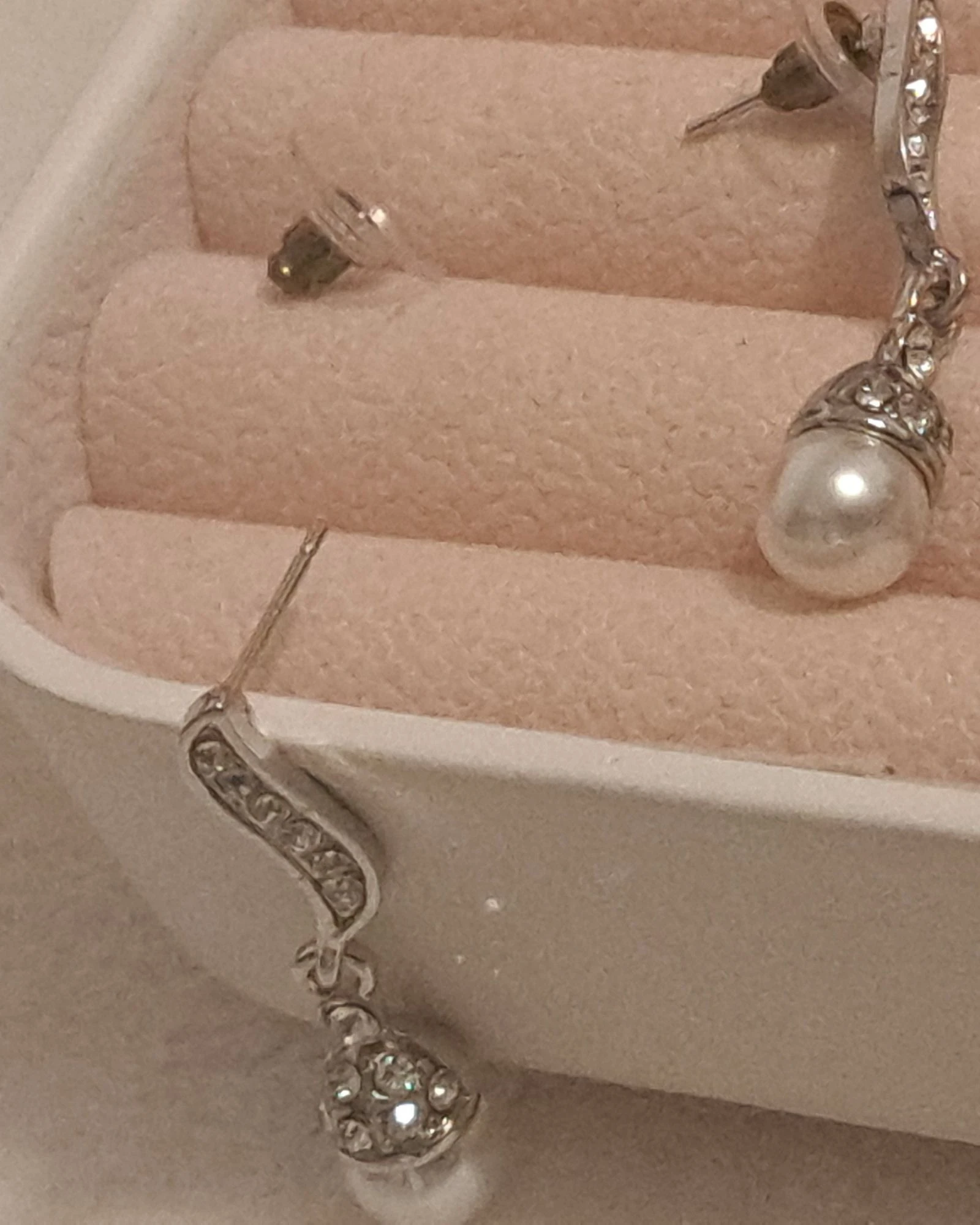 Timeless Pearl Drop Earrings • Silver Stainless Steel • Elegant Jewellery – photo 4